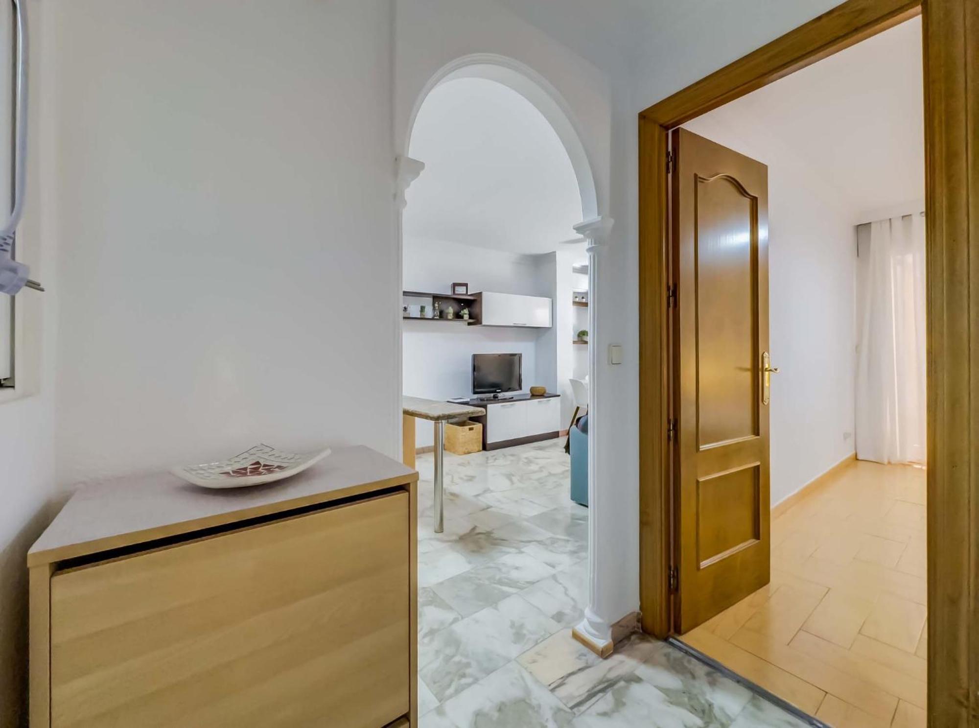 Yate Iv Apartment