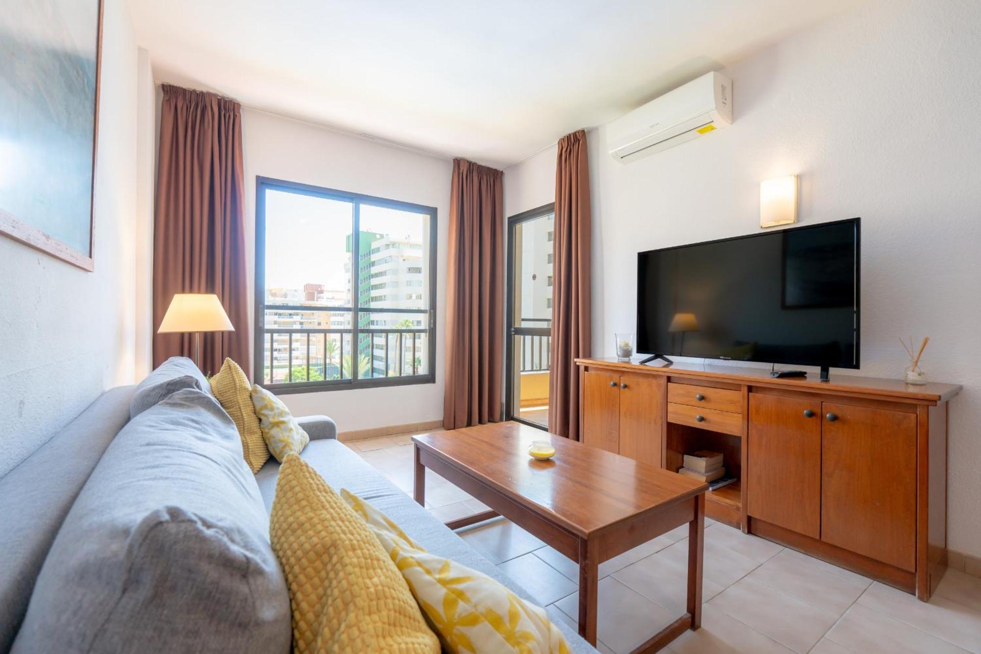 Apartment Ronda Iv - Location *