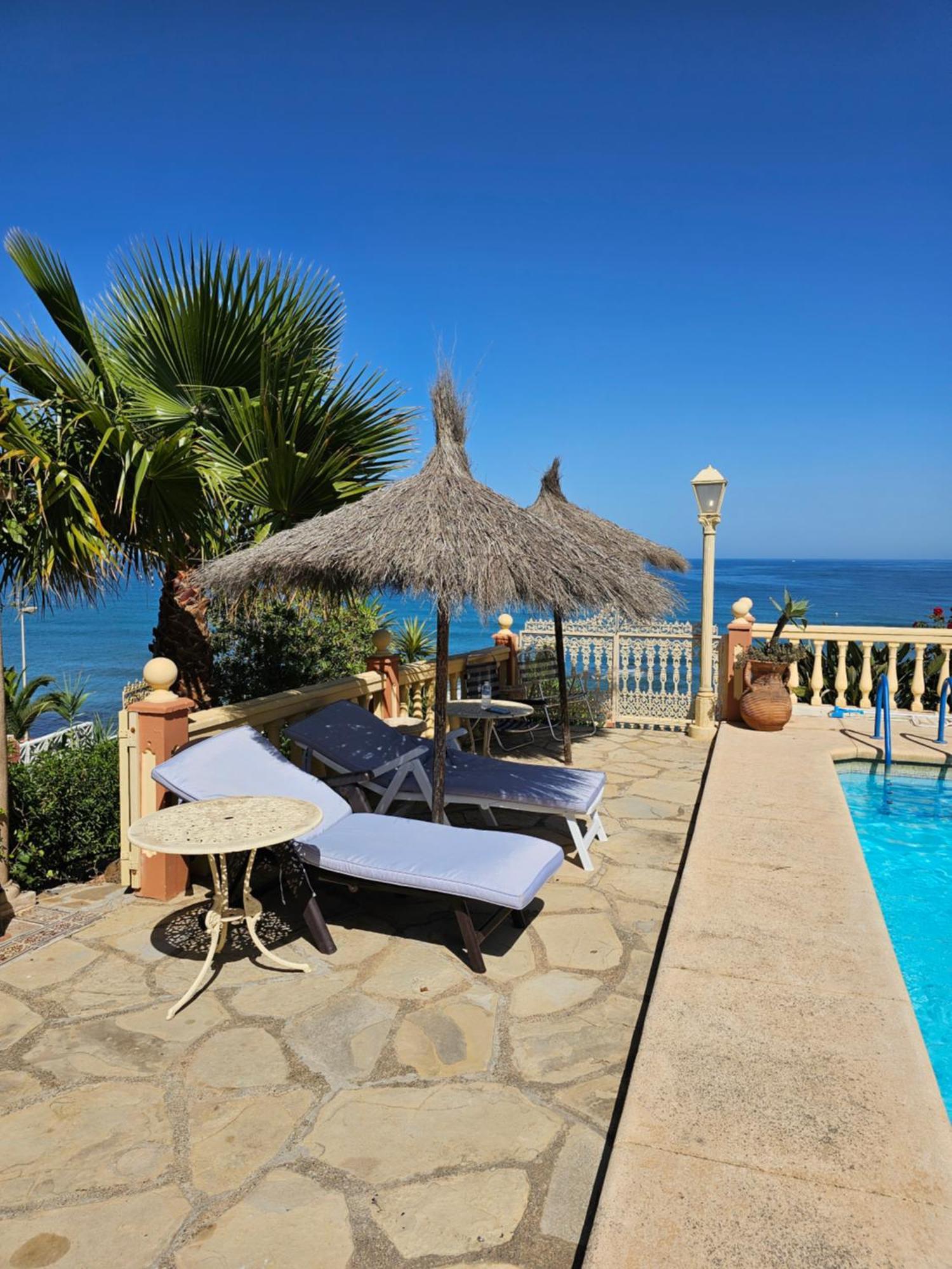 Villa Sea View With Private Pool And Gardens 5 Bedrooms