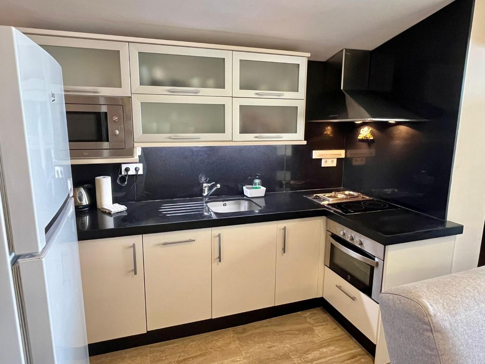 Solana Florida Seafront Apartment Fuengirola