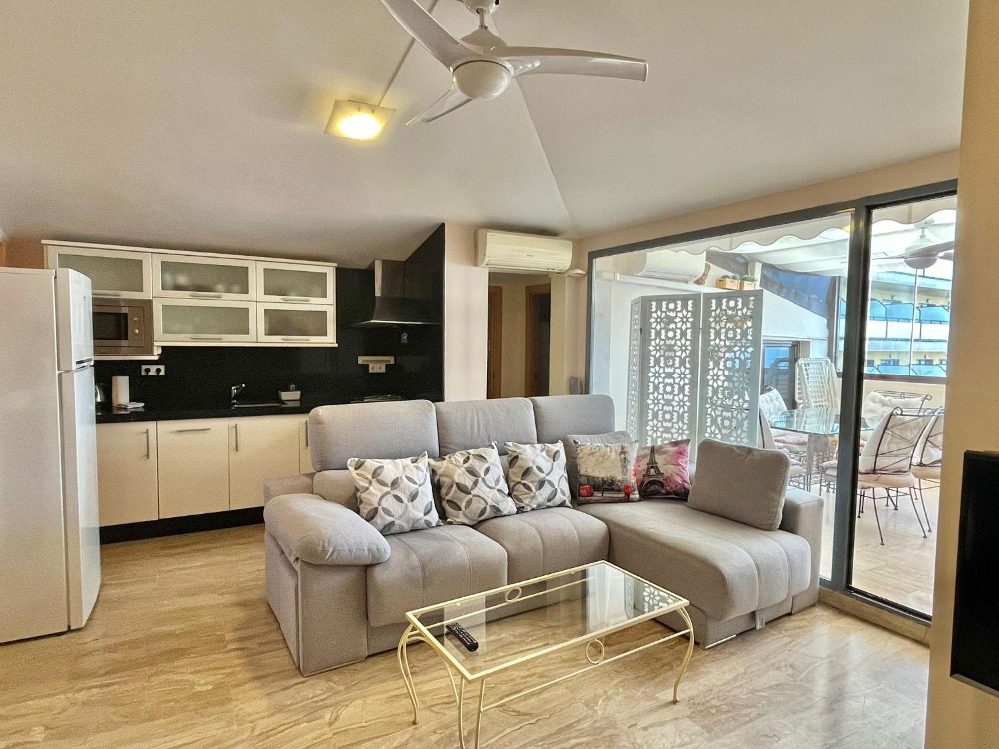 Solana Florida Seafront Apartment Fuengirola