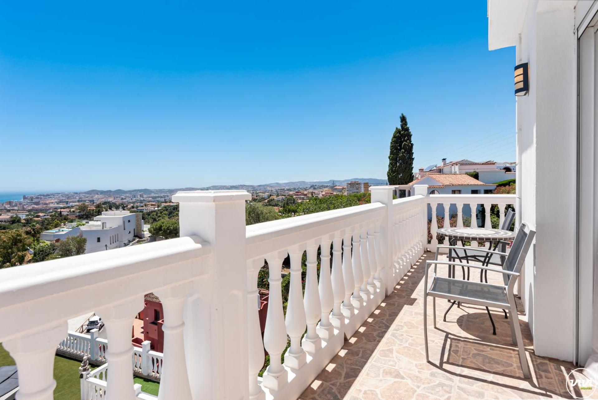 De Haro - Garden, Terrace, Pool & Sea View Villa Fuengirola