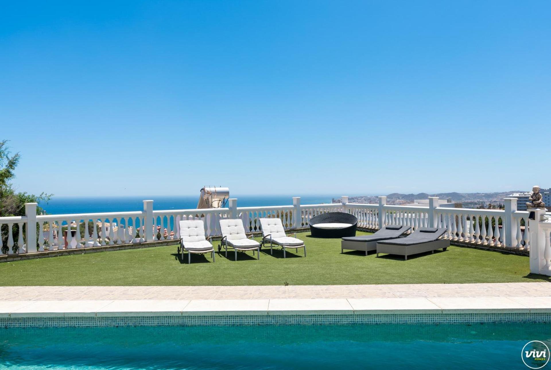 Villa De Haro - Garden, Terrace, Pool & Sea View