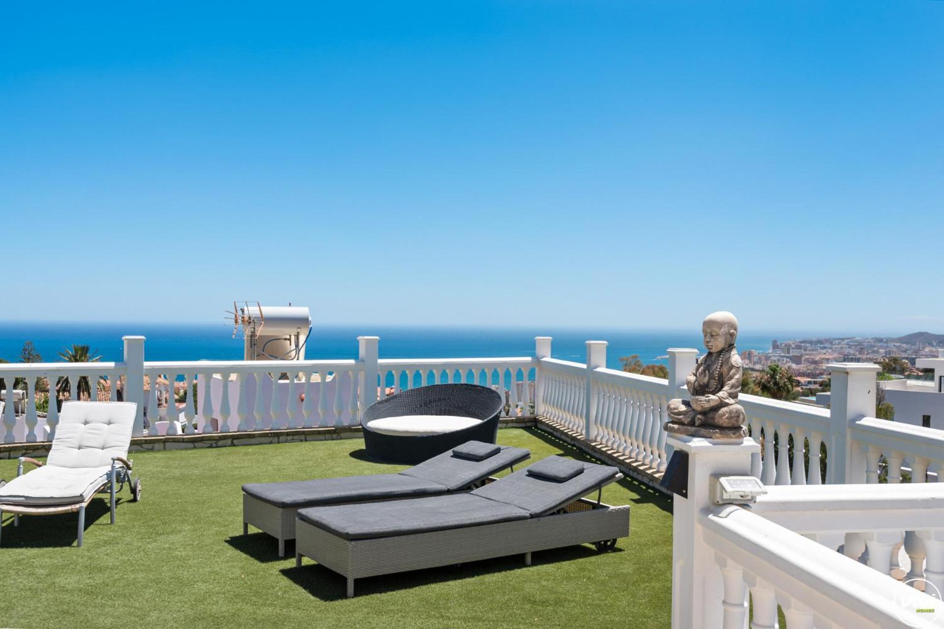 De Haro - Garden, Terrace, Pool & Sea View