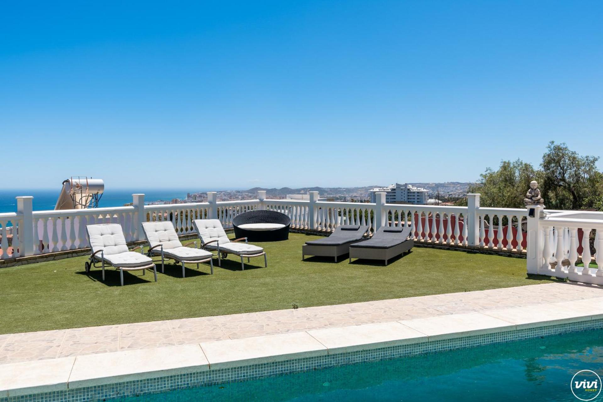 De Haro - Garden, Terrace, Pool & Sea View Fuengirola