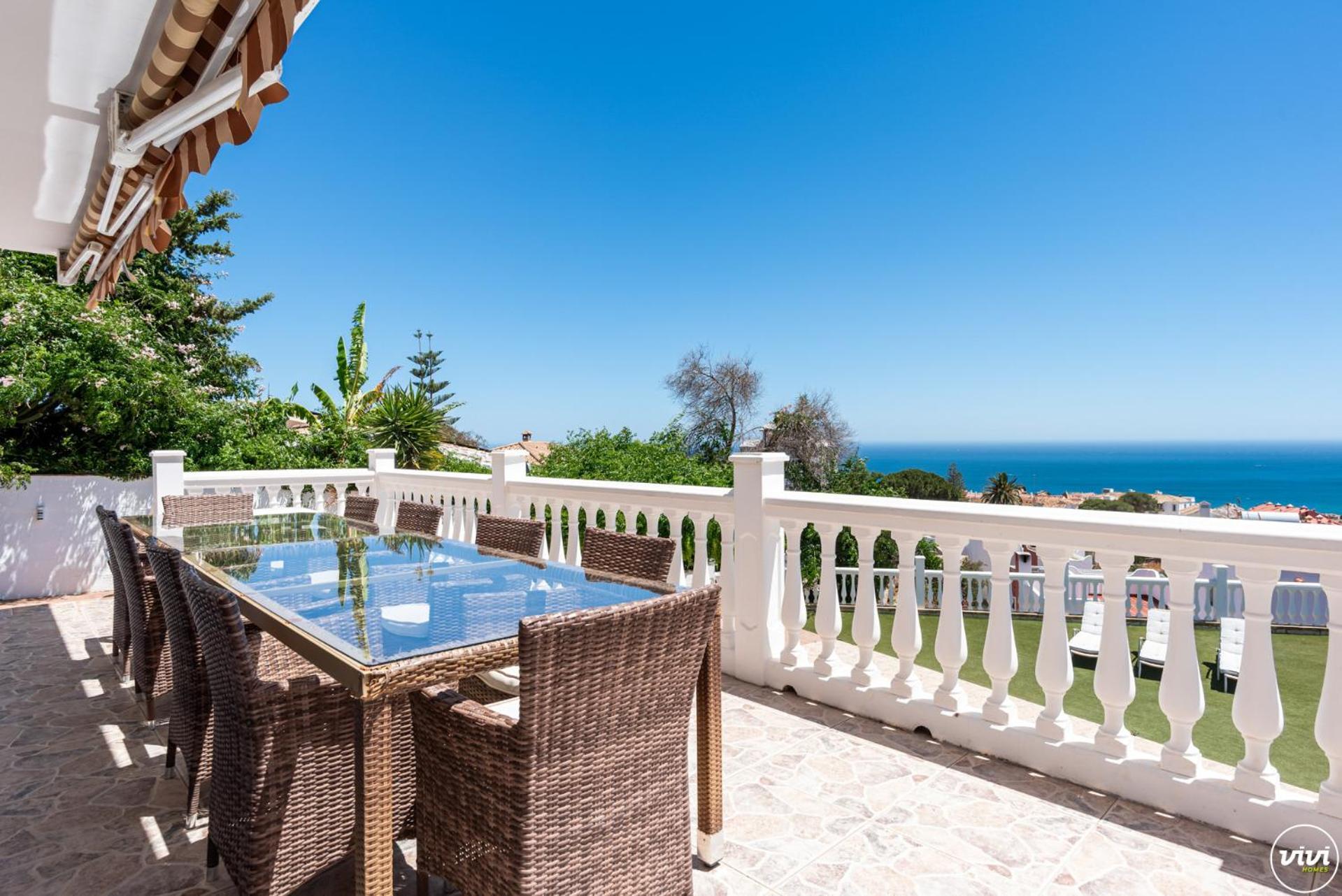 De Haro - Garden, Terrace, Pool & Sea View *