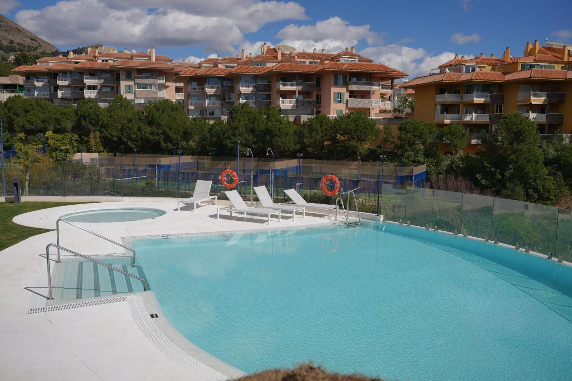 Beautiful West Facing 2-bedroom In The Prestigous Higueron West Fuengirola