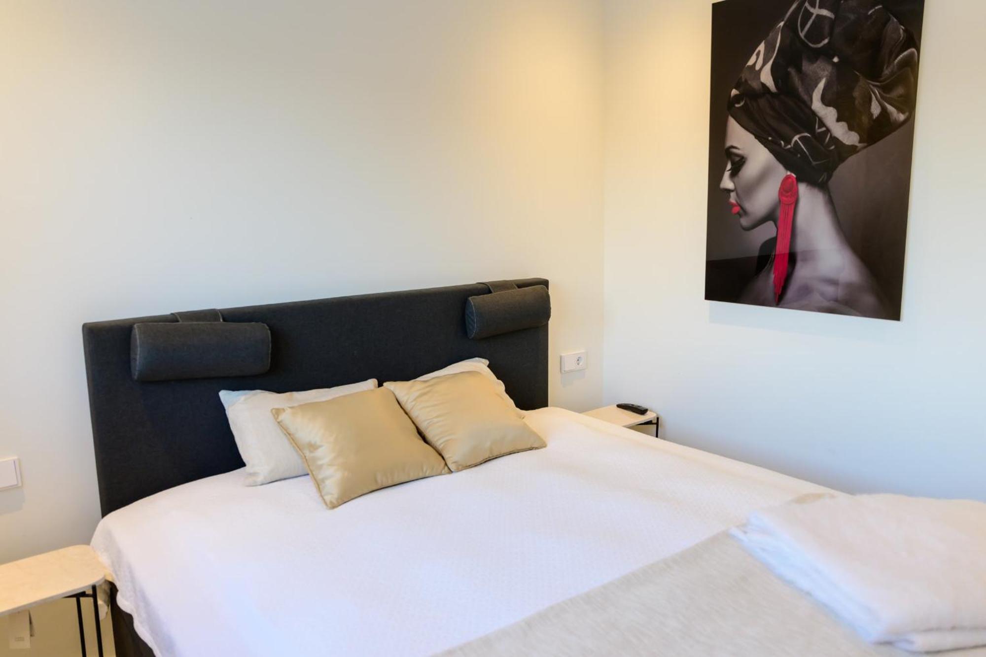 Beautiful West Facing 2-bedroom In The Prestigous Higueron West *