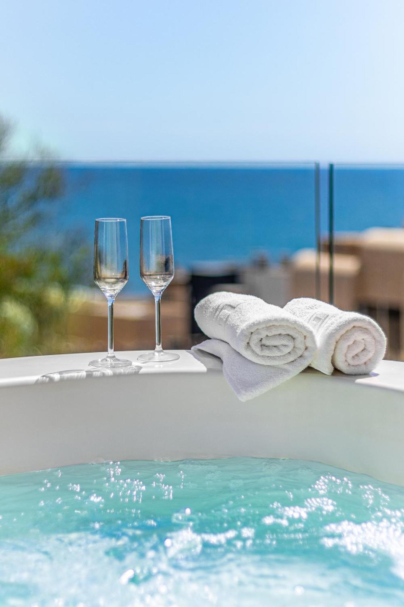 Apartment Amazing Sea View From The Comfort Of The Jacuzzi Fuengirola