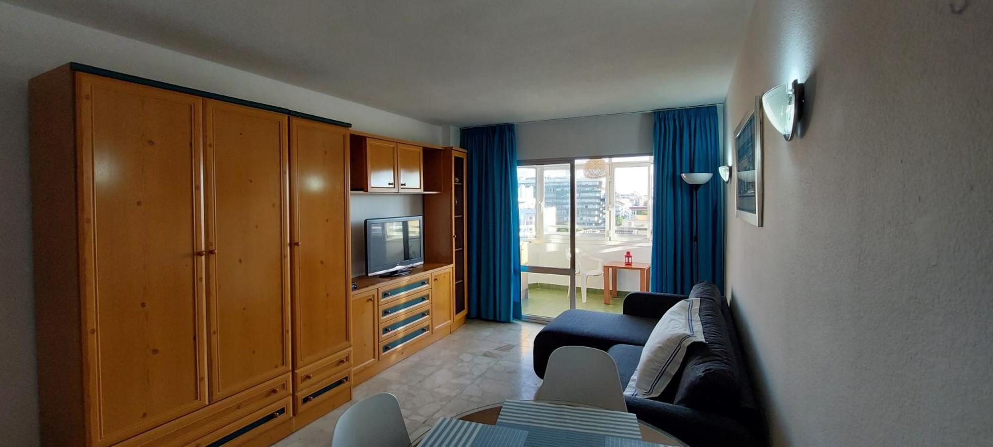 Santa Monica Apartment *