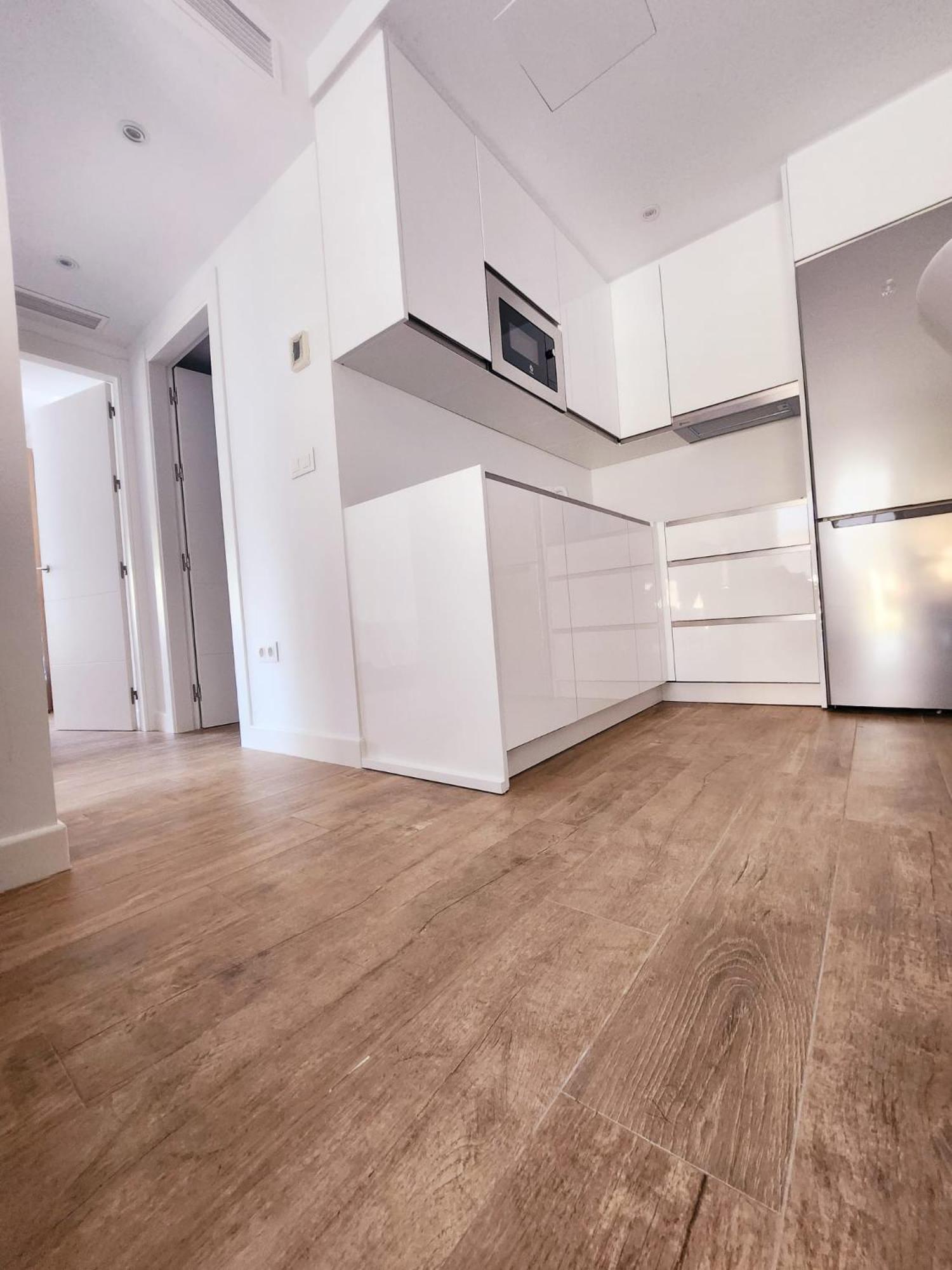 Novamar Apartamentos, Independientes Con Terraza, Dos Dormitorios, Salon Y Cocina Independiente, Ubicados En Centro De Y A La Playa, Wifi De Alta Velocidad Fuengirola