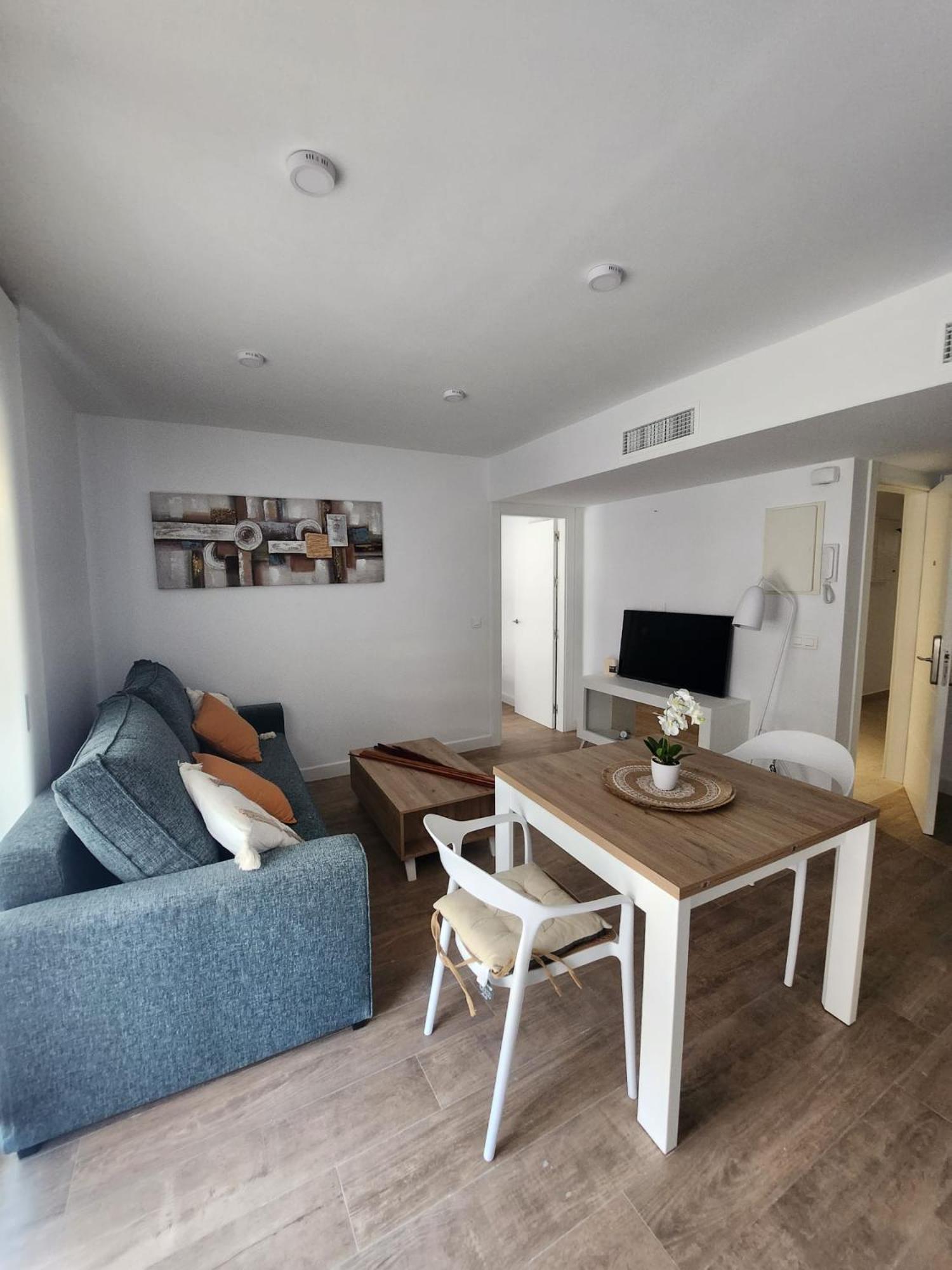 Novamar Apartamentos, Independientes Con Terraza, Dos Dormitorios, Salon Y Cocina Independiente, Ubicados En Centro De Y A La Playa, Wifi De Alta Velocidad Apartment