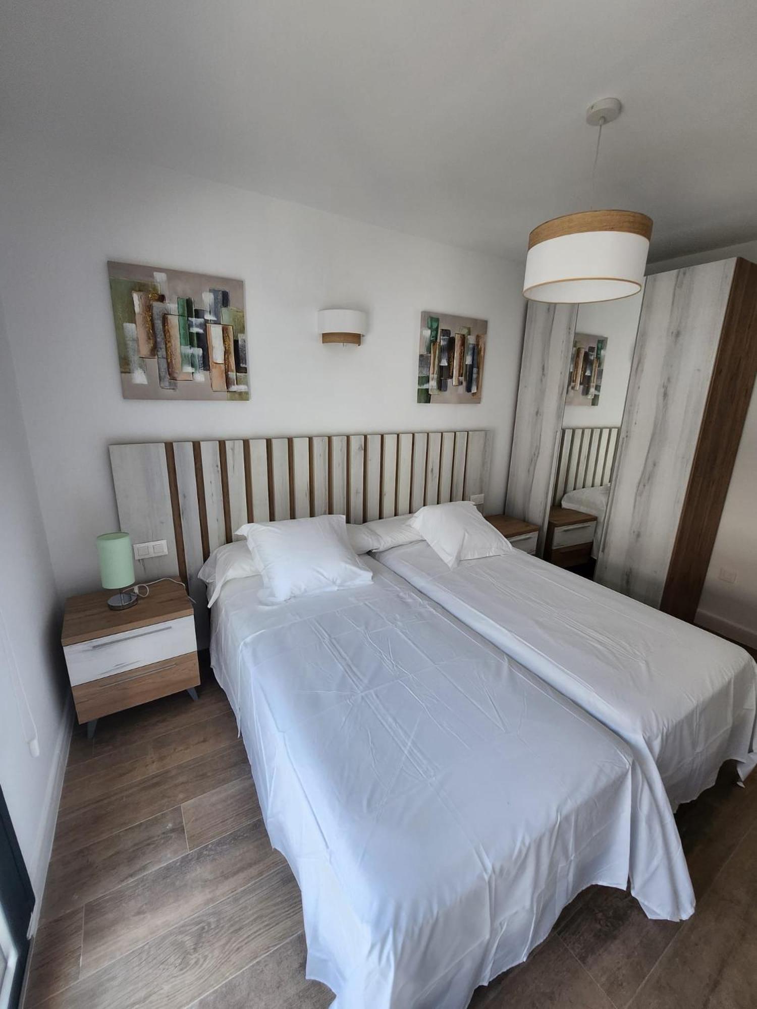 Novamar Apartamentos, Independientes Con Terraza, Dos Dormitorios, Salon Y Cocina Independiente, Ubicados En Centro De Y A La Playa, Wifi De Alta Velocidad Apartment *