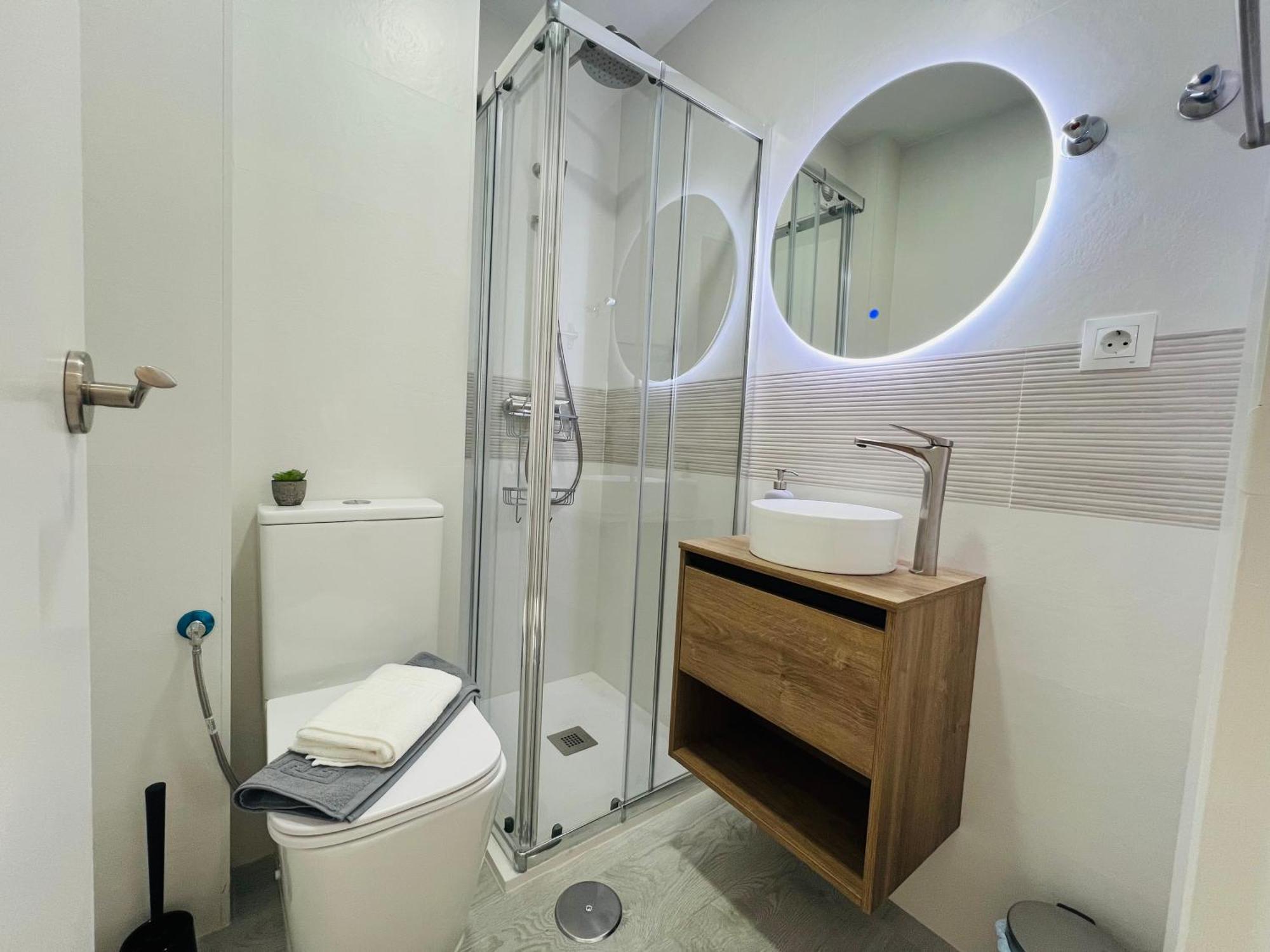 Apartamento Boliches, Nuevo, 3d, Wifi, Aacc, 8 Fuengirola