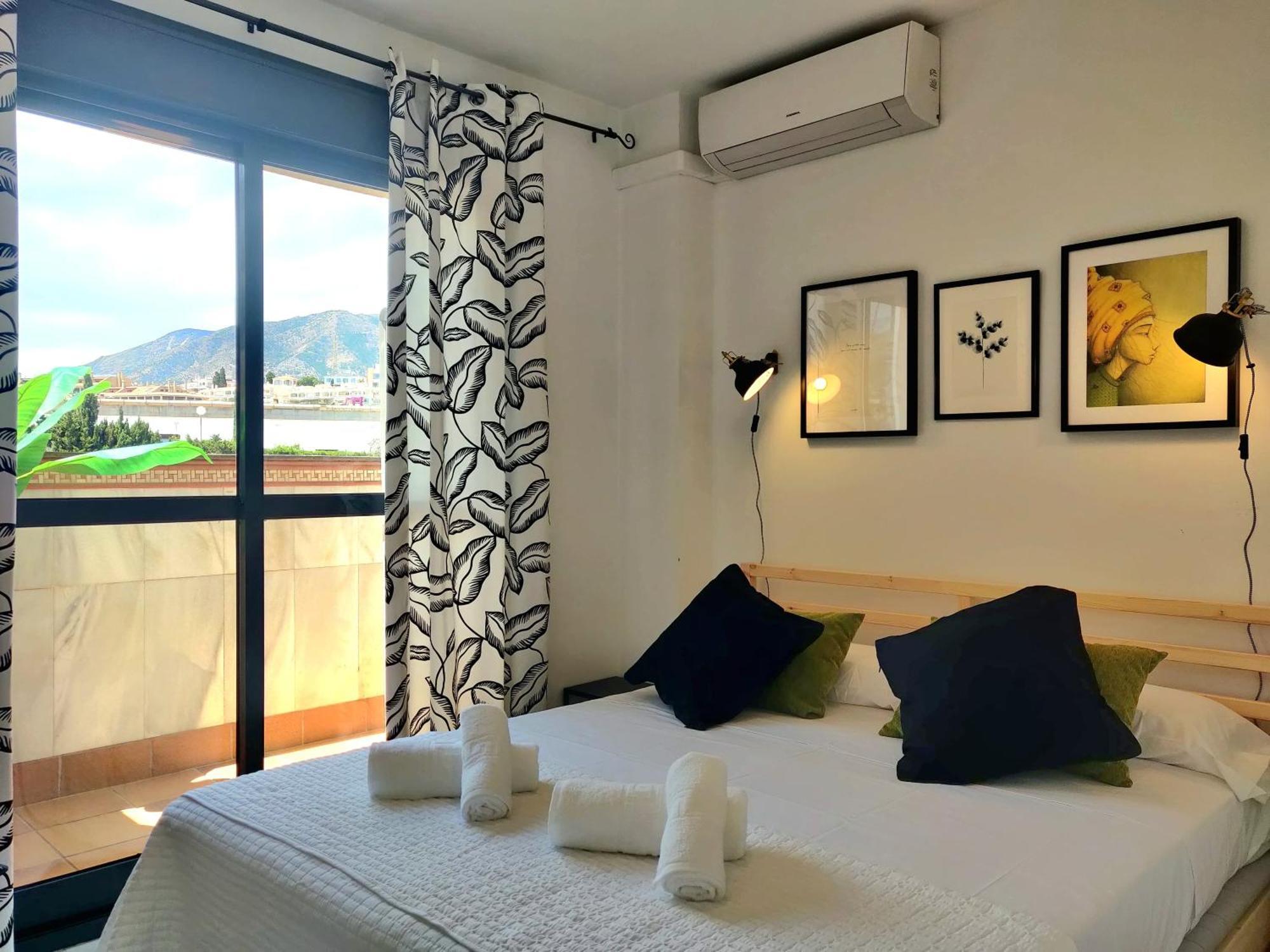 Appartement Lujoso Atico Con Vistas Al Mar, Piscina & Parking *