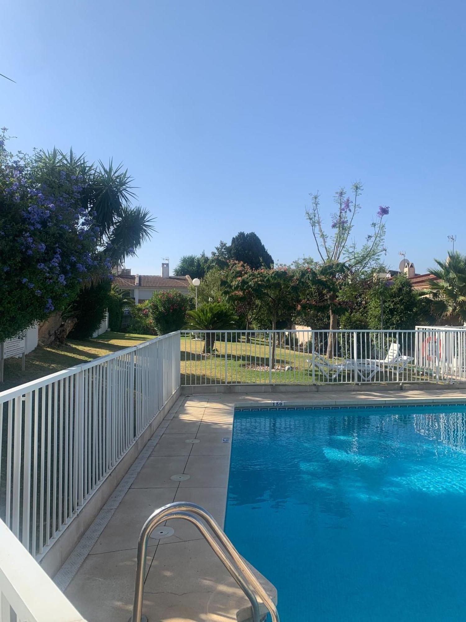 Apartamento Charming Townhouse For Rent