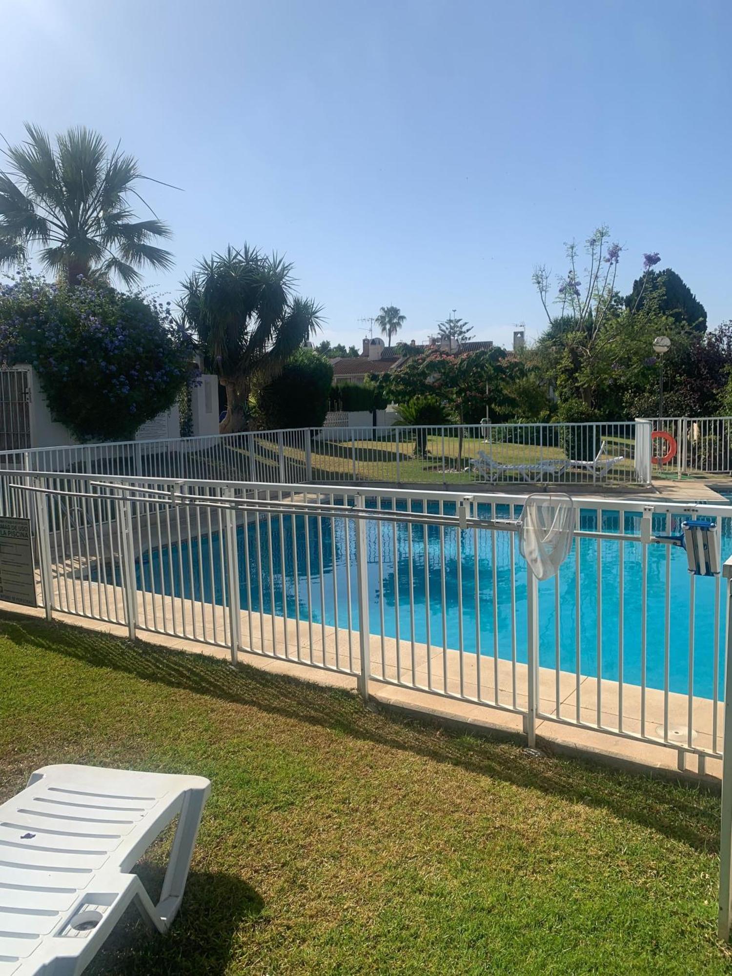 Apartamento Charming Townhouse For Rent *