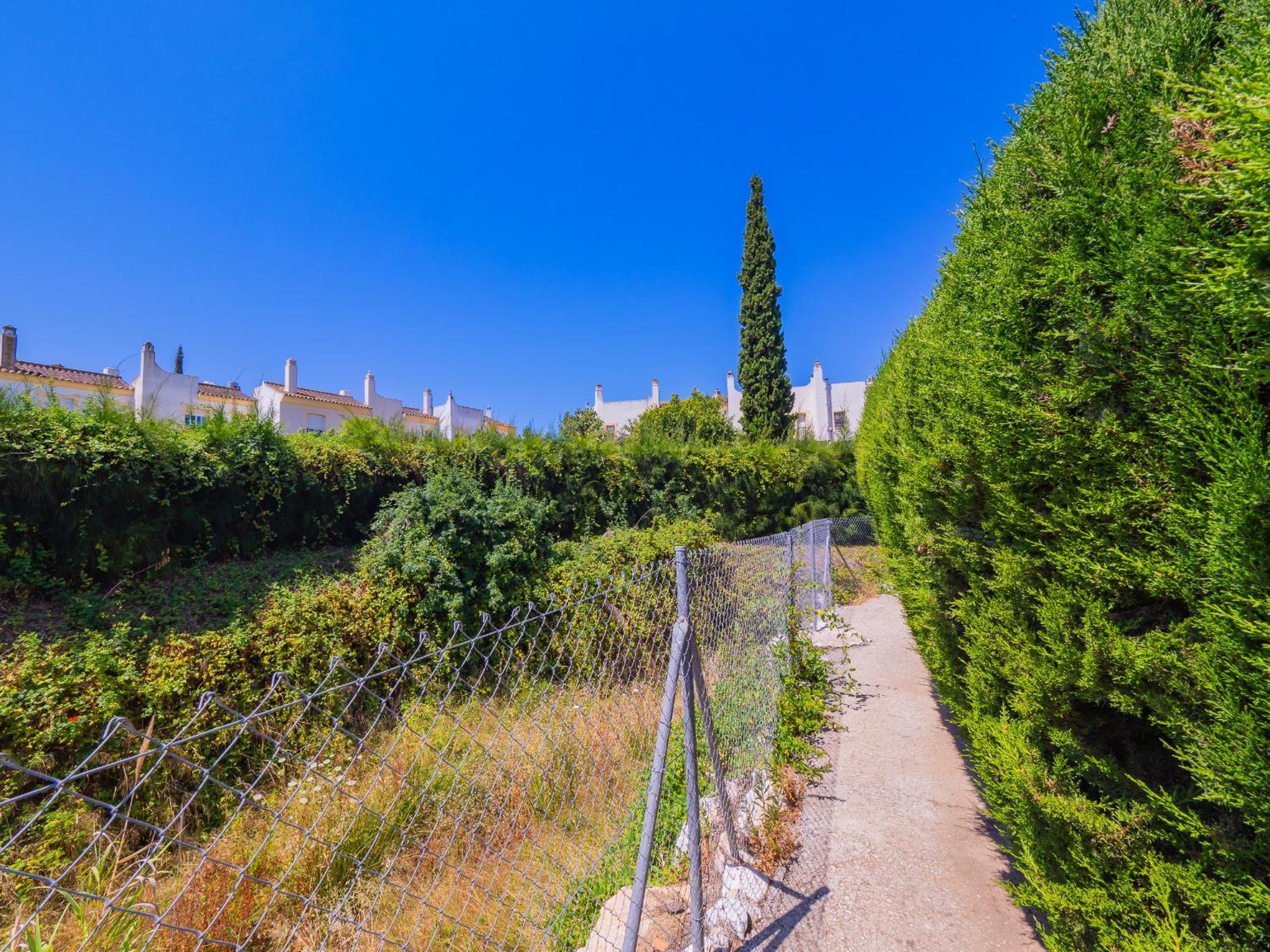 Cubo's Townhouse Sierrezuela * Fuengirola