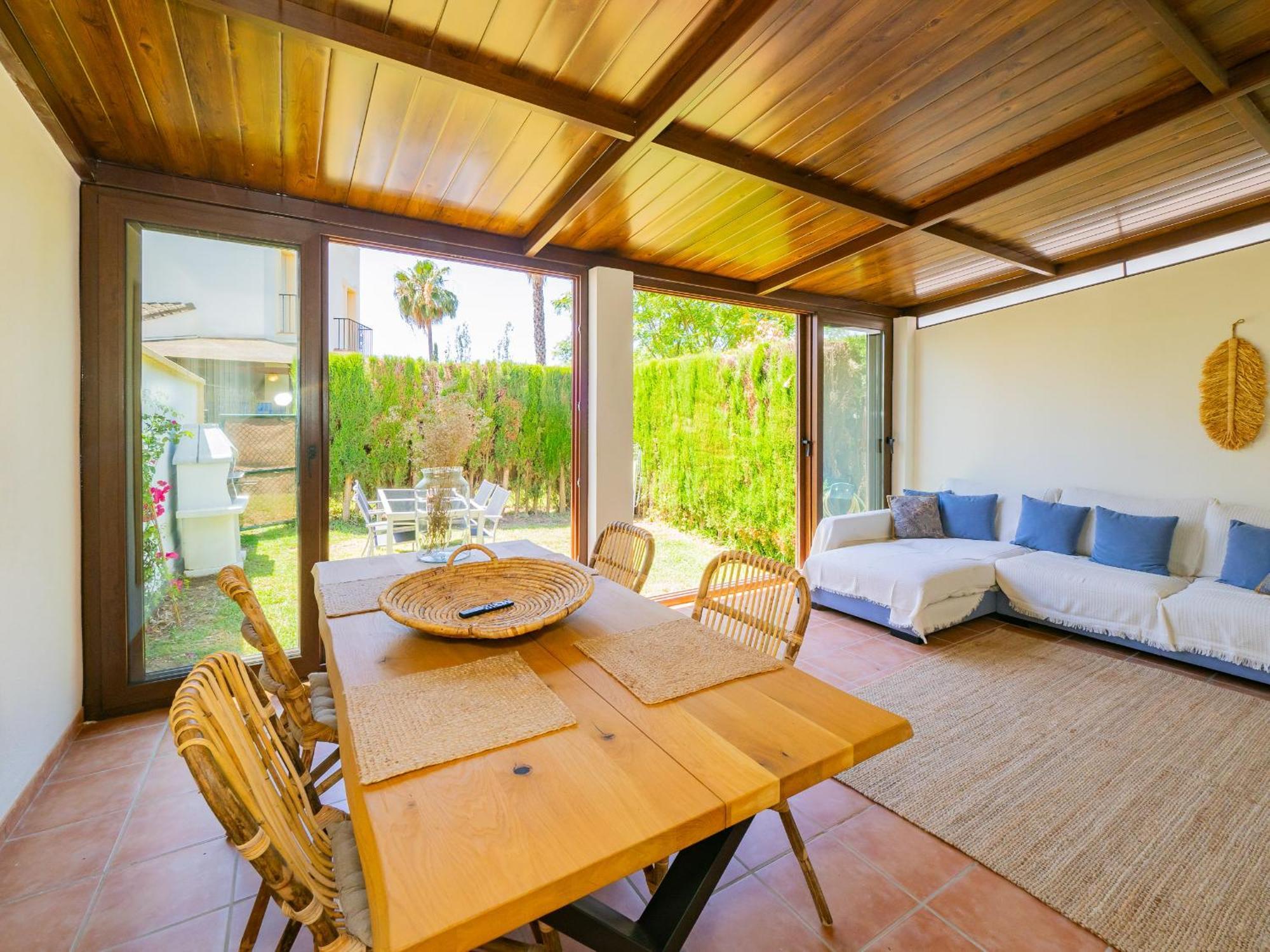Cubo's Townhouse Sierrezuela Fuengirola
