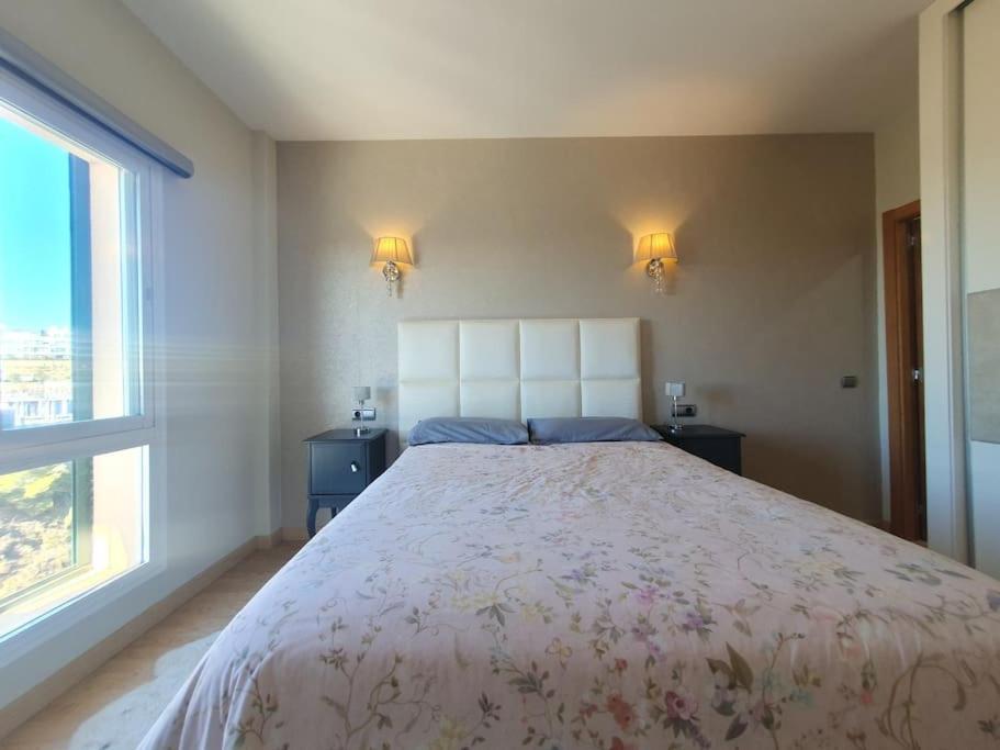 Huoneisto Cozy 2br Next To Club Higueron Fuengirola