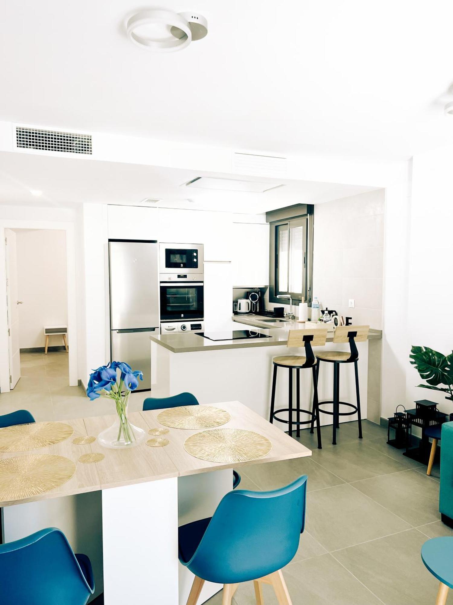 Apartamento En Playa De Los Boliches