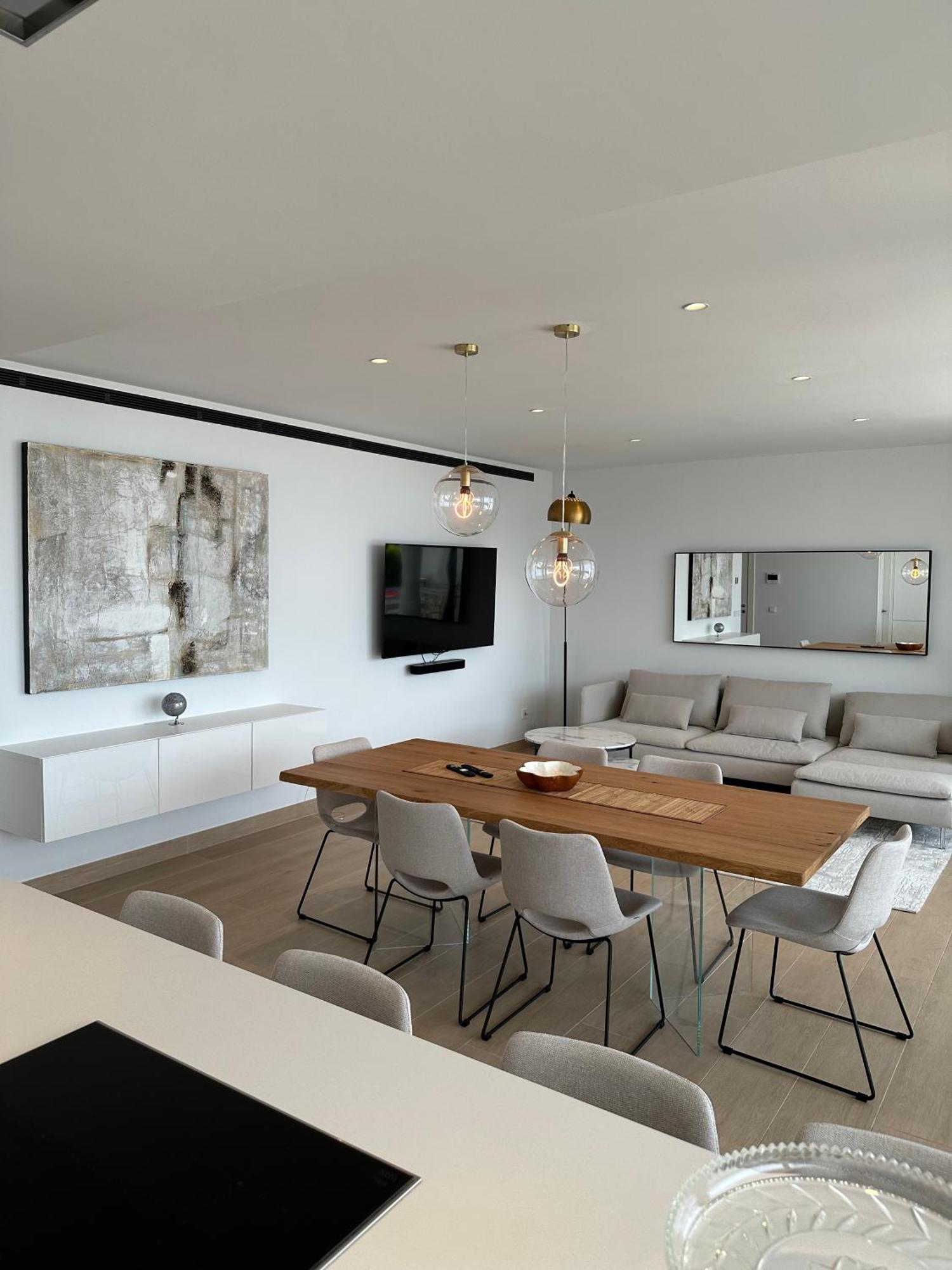 Luxurious Flat With Garden, Private Jacuzzi, Bbq Huoneisto