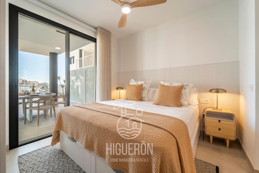 Higueronrentals Sea Breeze Apartment