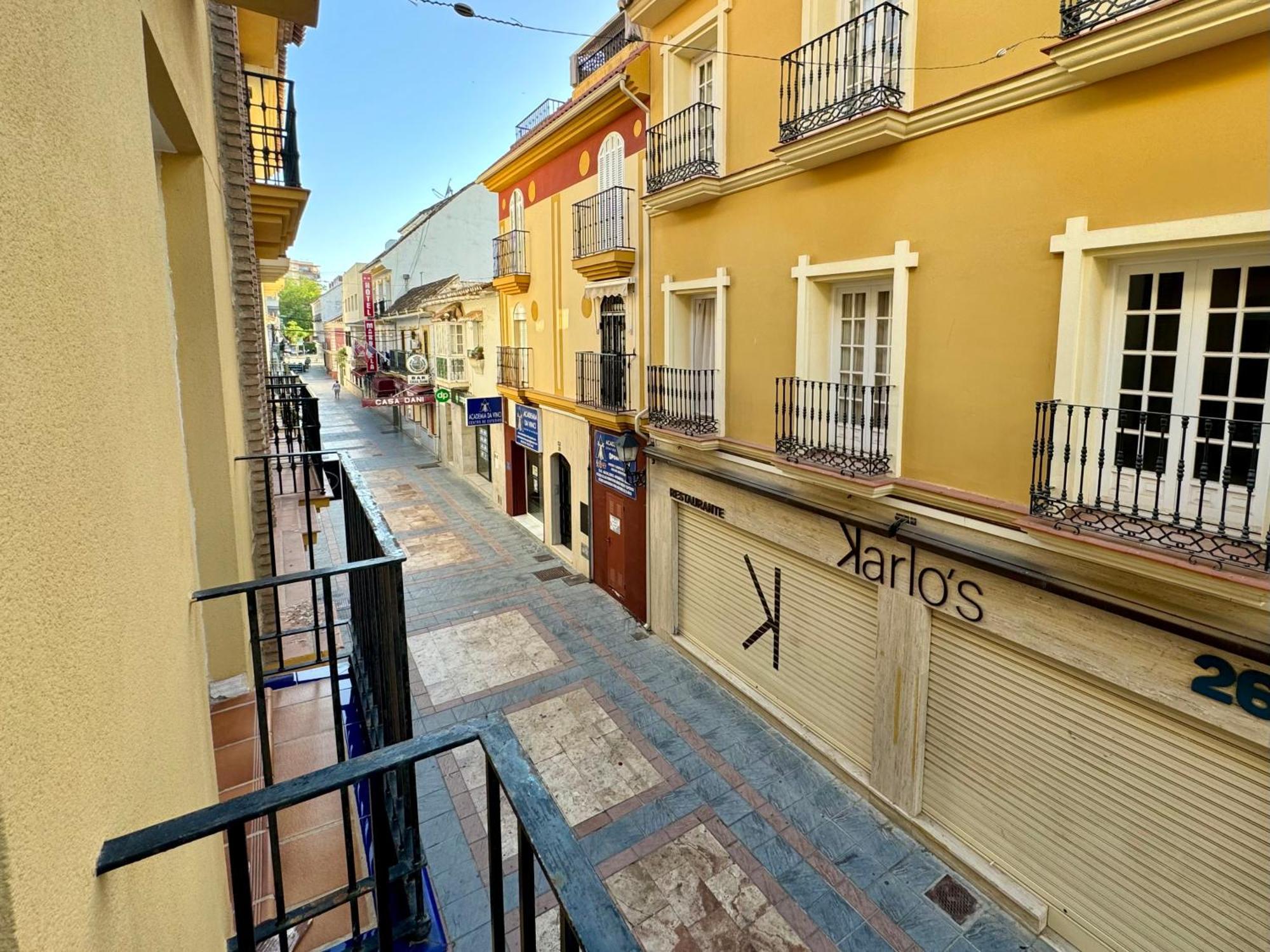 Aljaima I Center And * Fuengirola