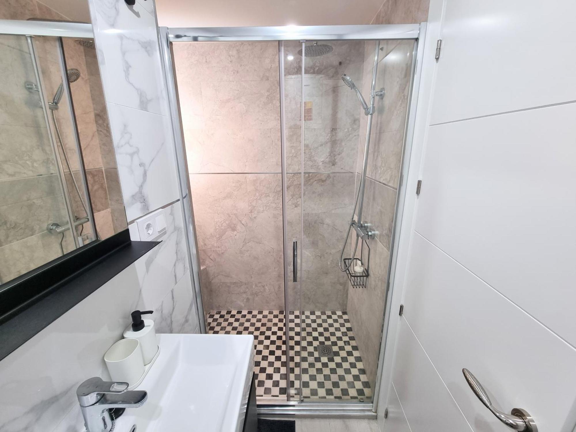 Aljaima I Center And Apartamento