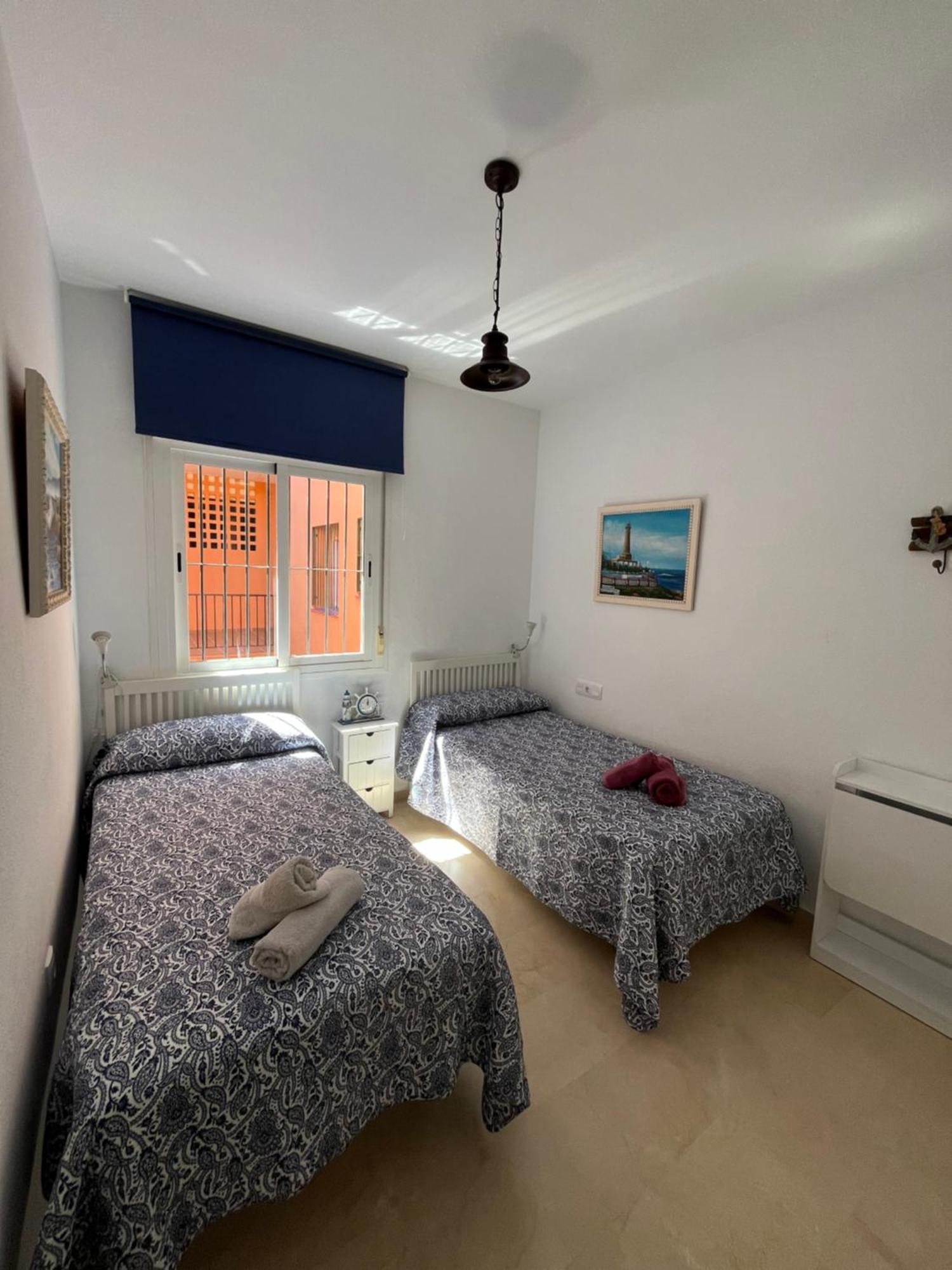 Atico Con Vistas Al Mar Y Con Piscina Frente A Castillo Sohail Apartamento Fuengirola