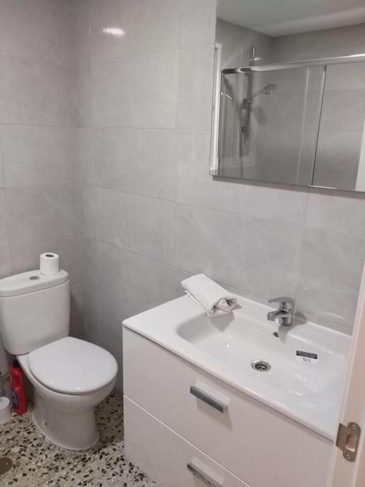Apartment 3 Bedrooms Flat-fuengirola Center-2 Min From