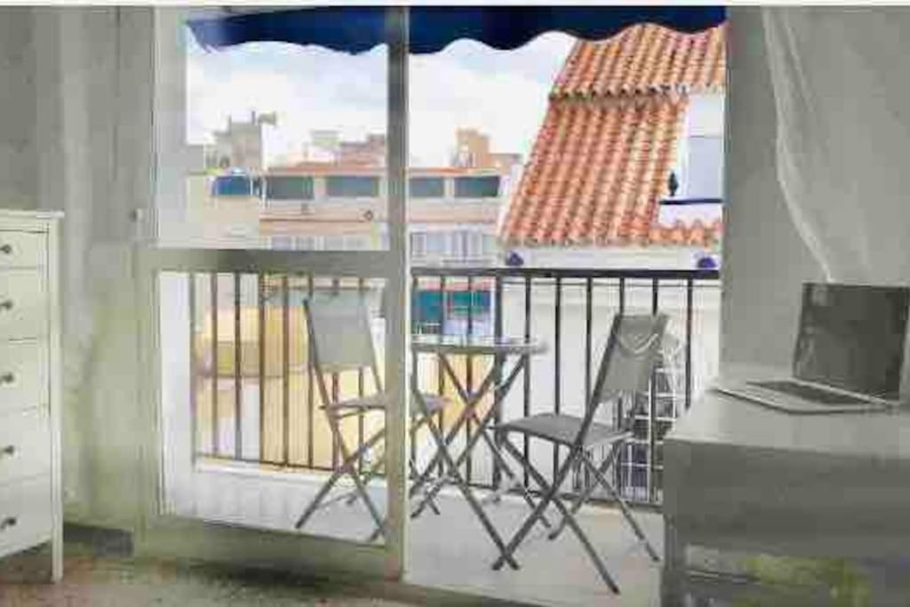3 Bedrooms Flat-fuengirola Center-2 Min From *