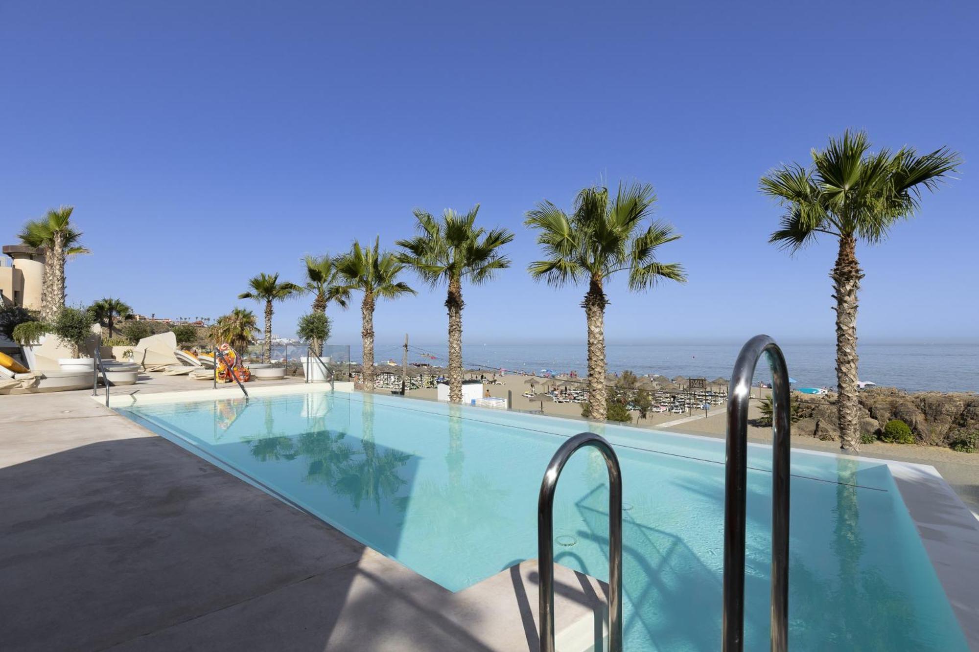 Modern Luxury With Terrace In Higueron Appartement *