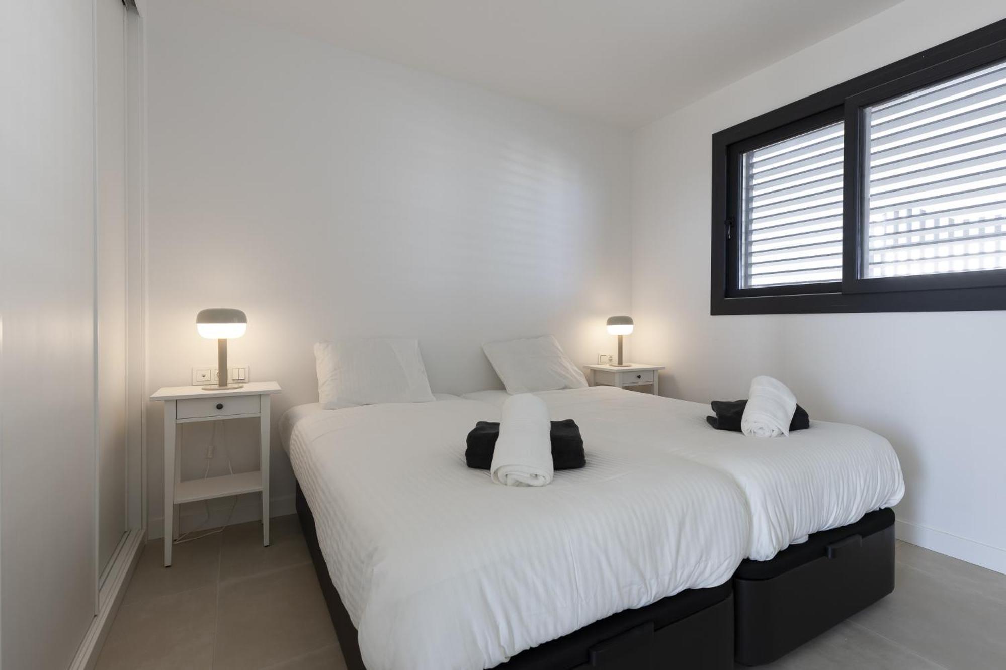 Appartement Modern Luxury With Terrace In Higueron