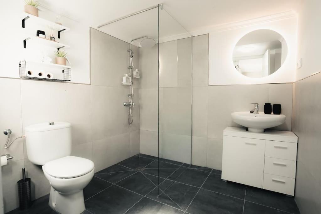 Apartment Modern Andalusian House One Minute From The *