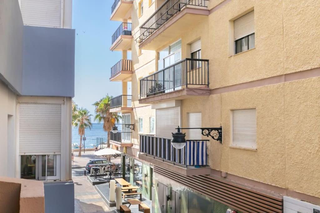 Apartment Beautiful 2br - 20 Meters From - In Center *