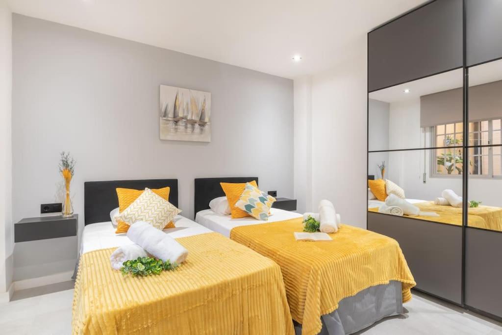 Beautiful 2br - 20 Meters From - In Center Fuengirola