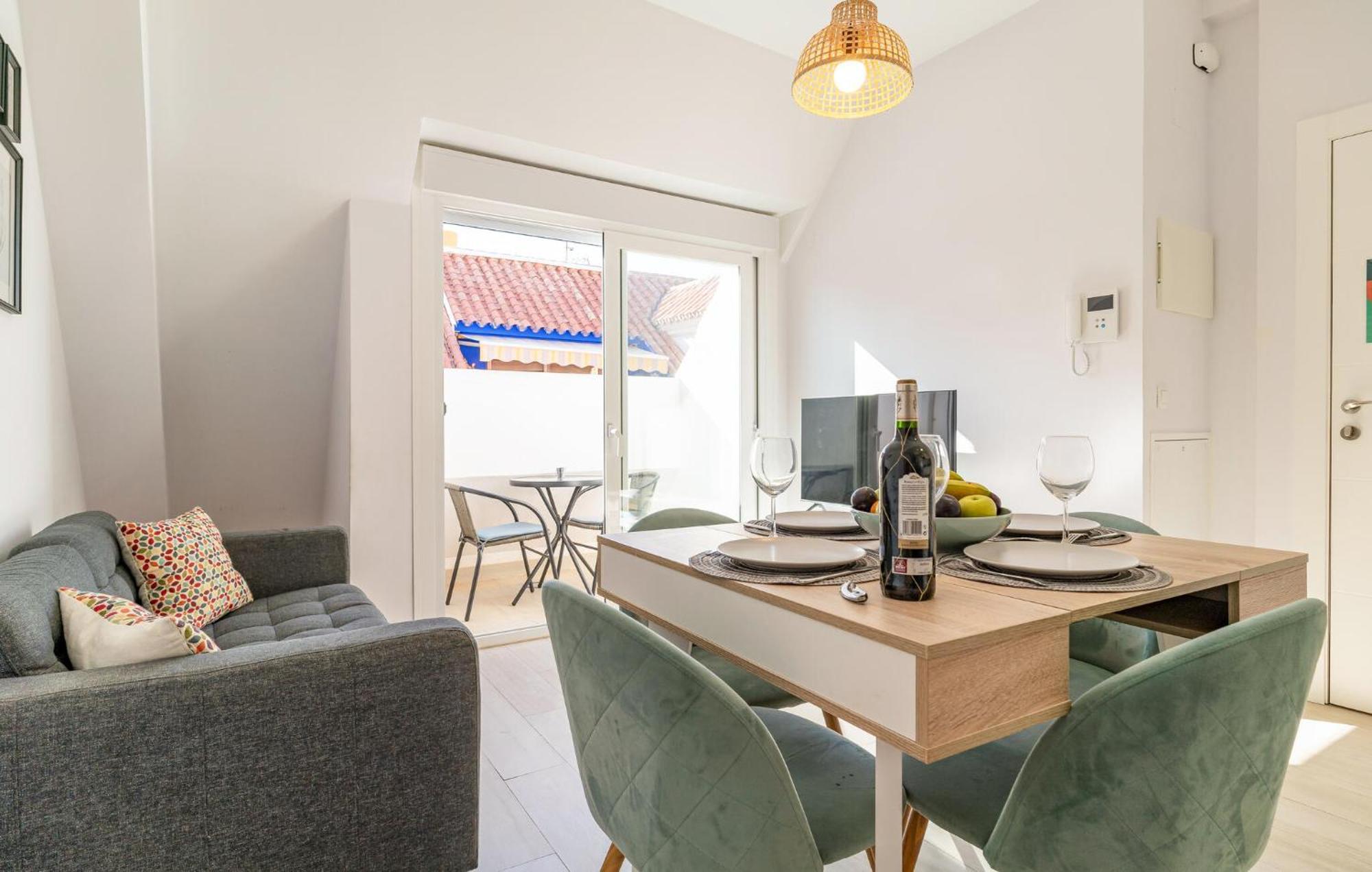 Apartment 2 Bedroom Amazing In Fuengirola