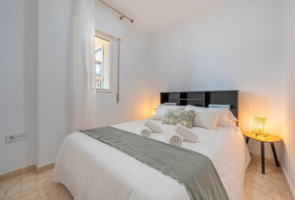 Cozy In With Views Apartment