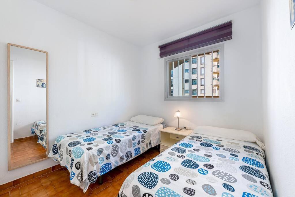 Spacious With Pool, 3 Min From The Fuengirola