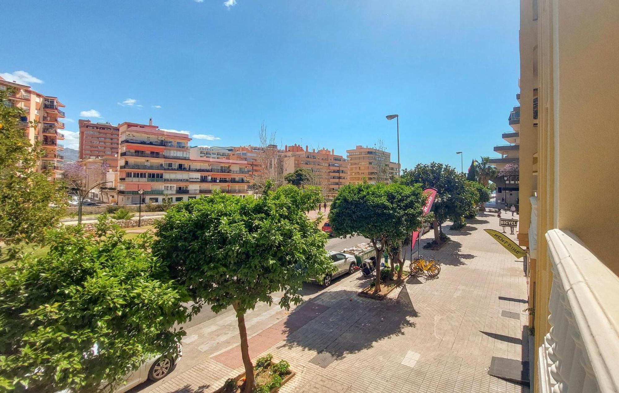 Apartment In With Wifi Fuengirola