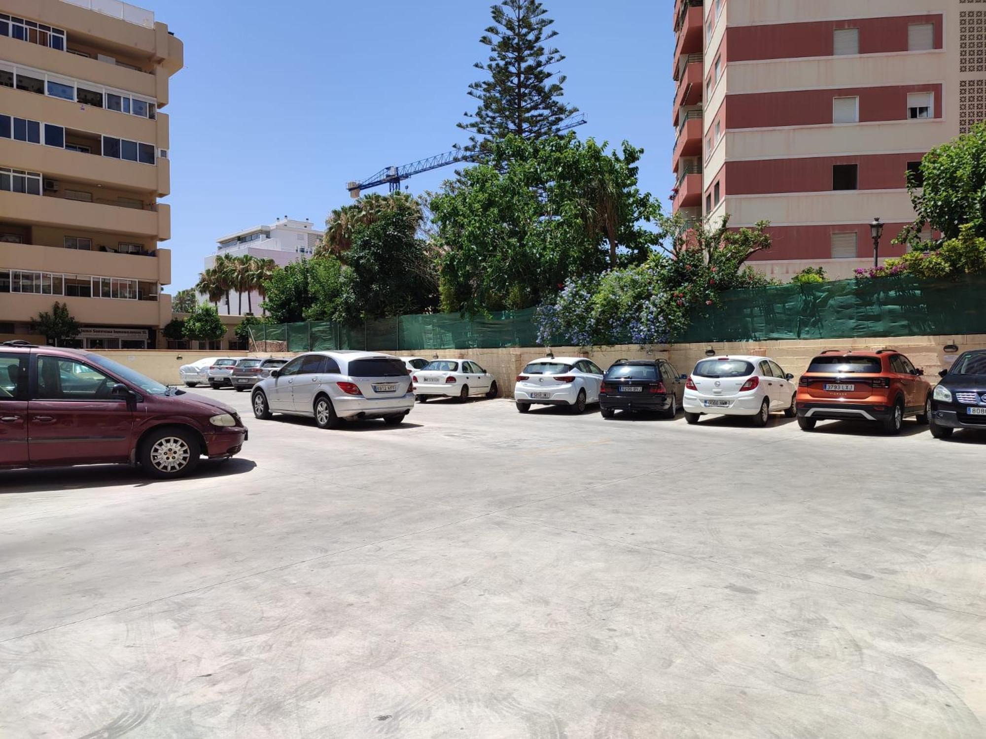 Apartamento Burgos Holidays Apartment *