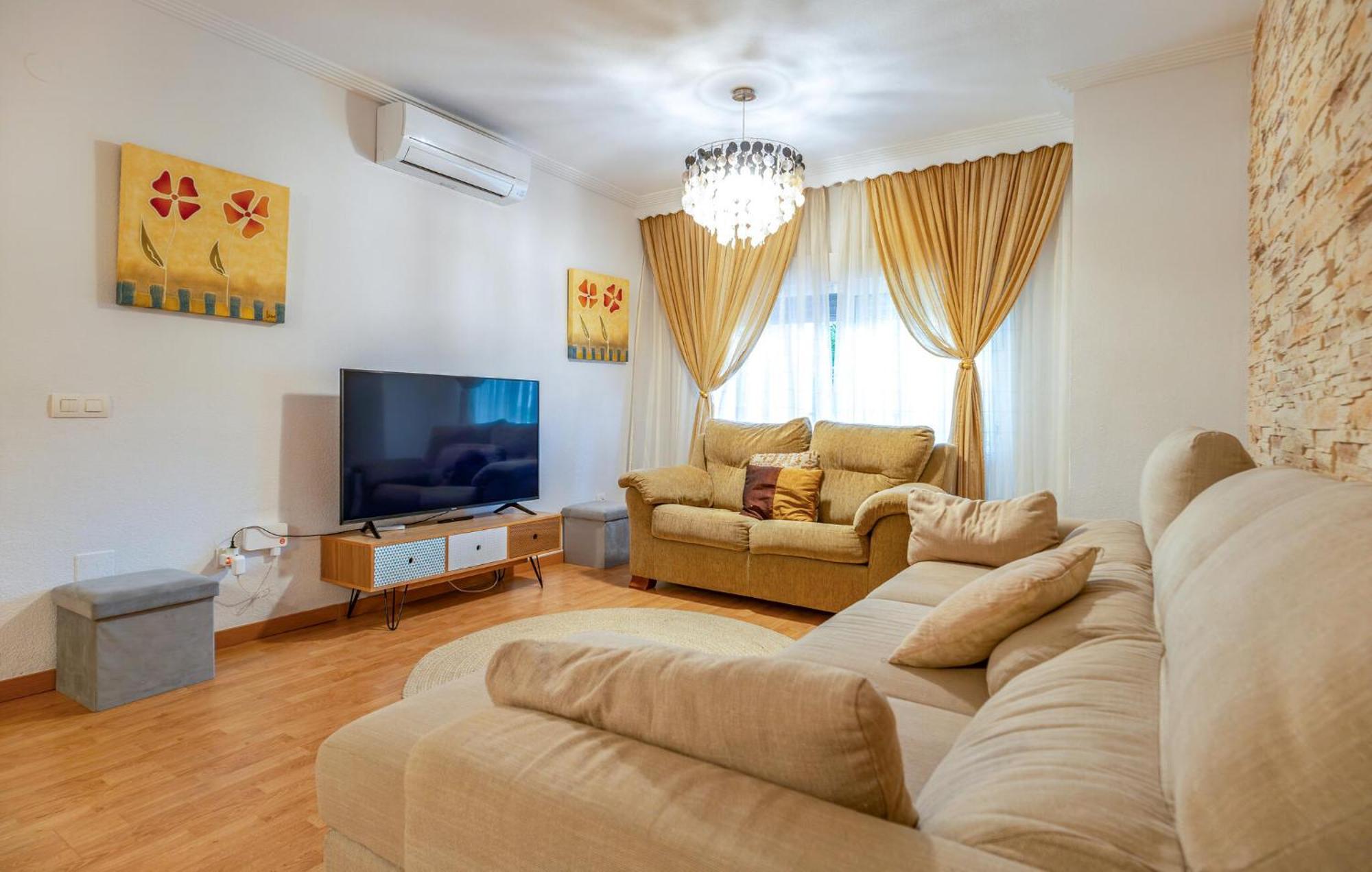 Apartment In With Wifi Fuengirola