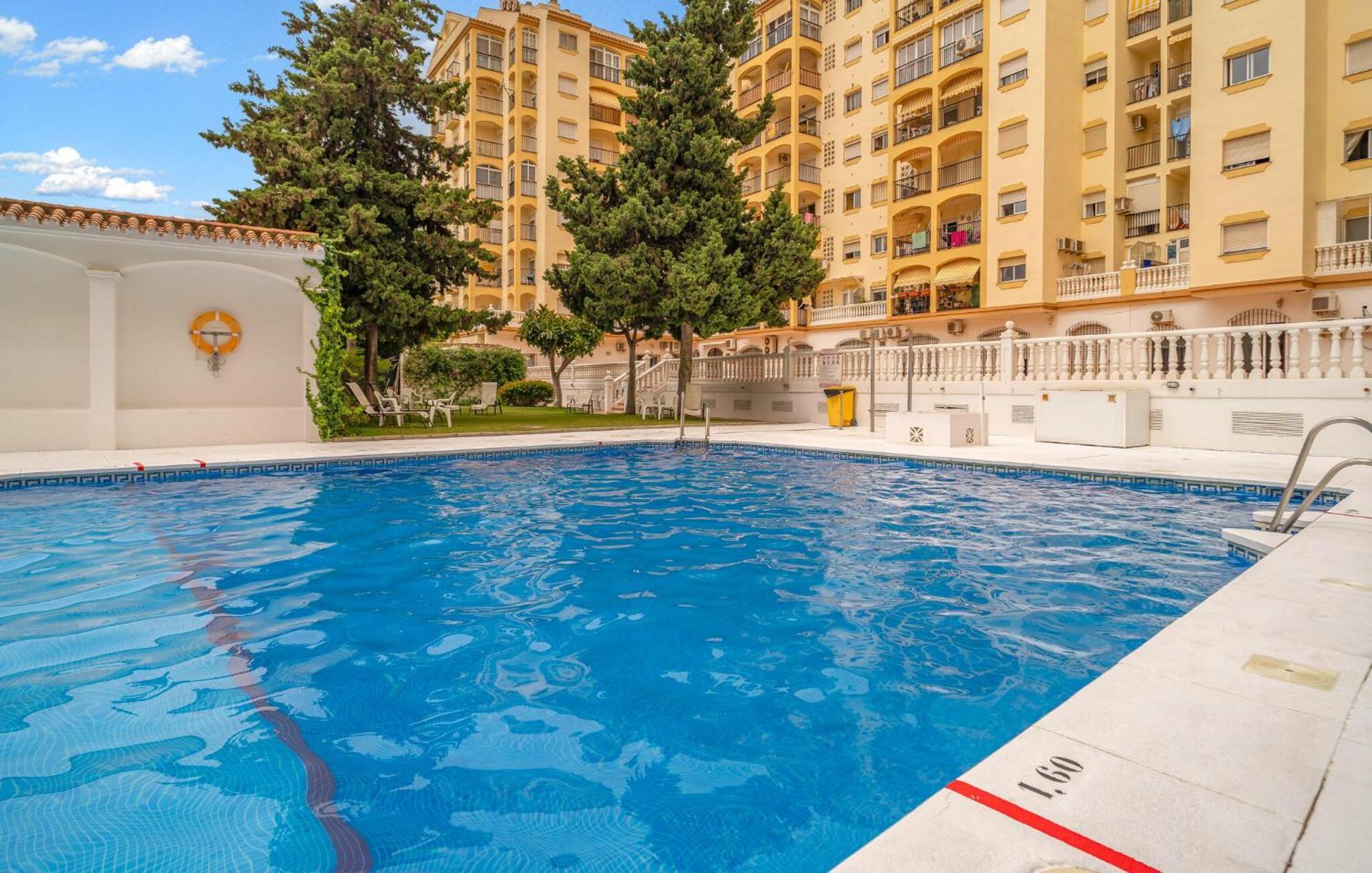 In With Wifi Fuengirola