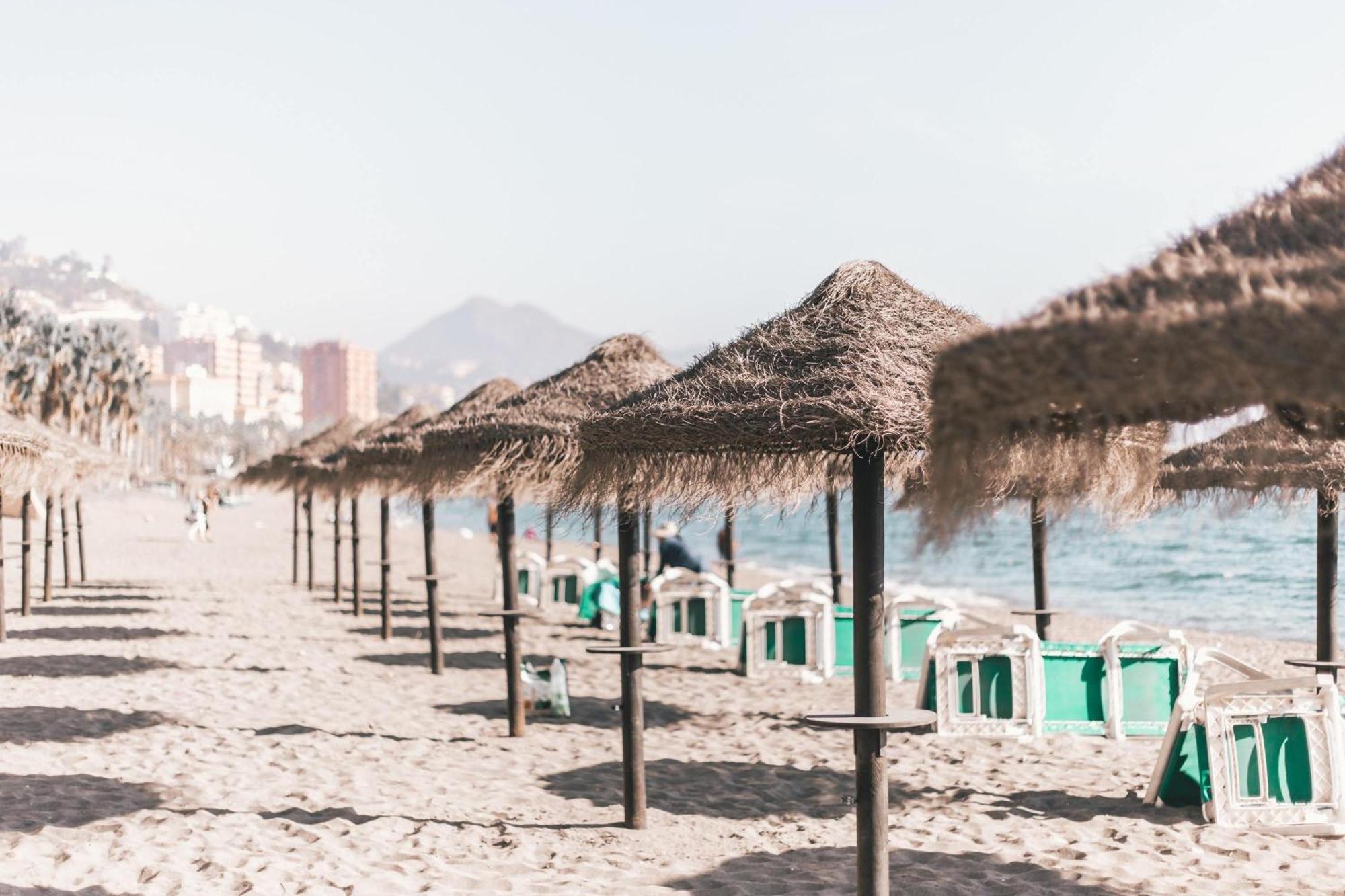 A 100 Metros De La Playa En
