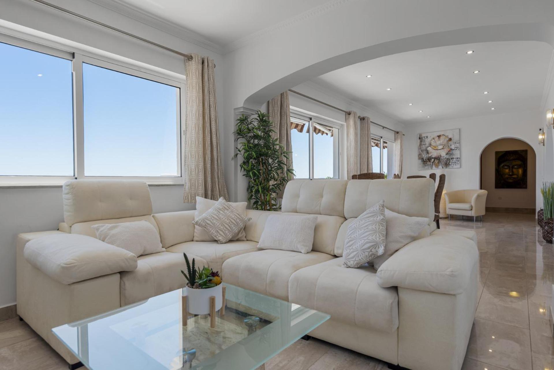 De Haro - Garden, Terrace, Pool & Sea View * Fuengirola