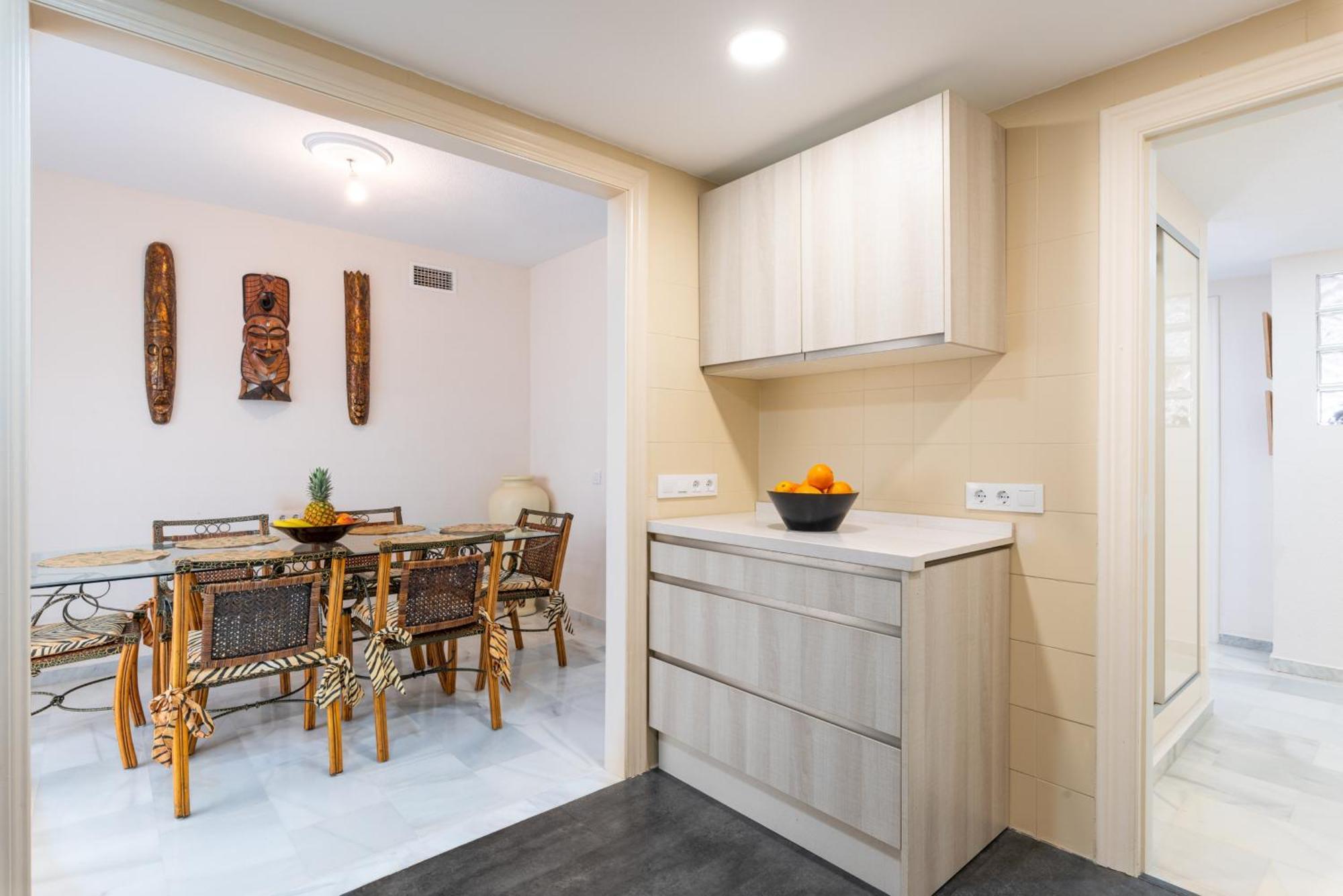 Aquamijas Retreat - Modern Comfort Near Aguamijas Water Park *