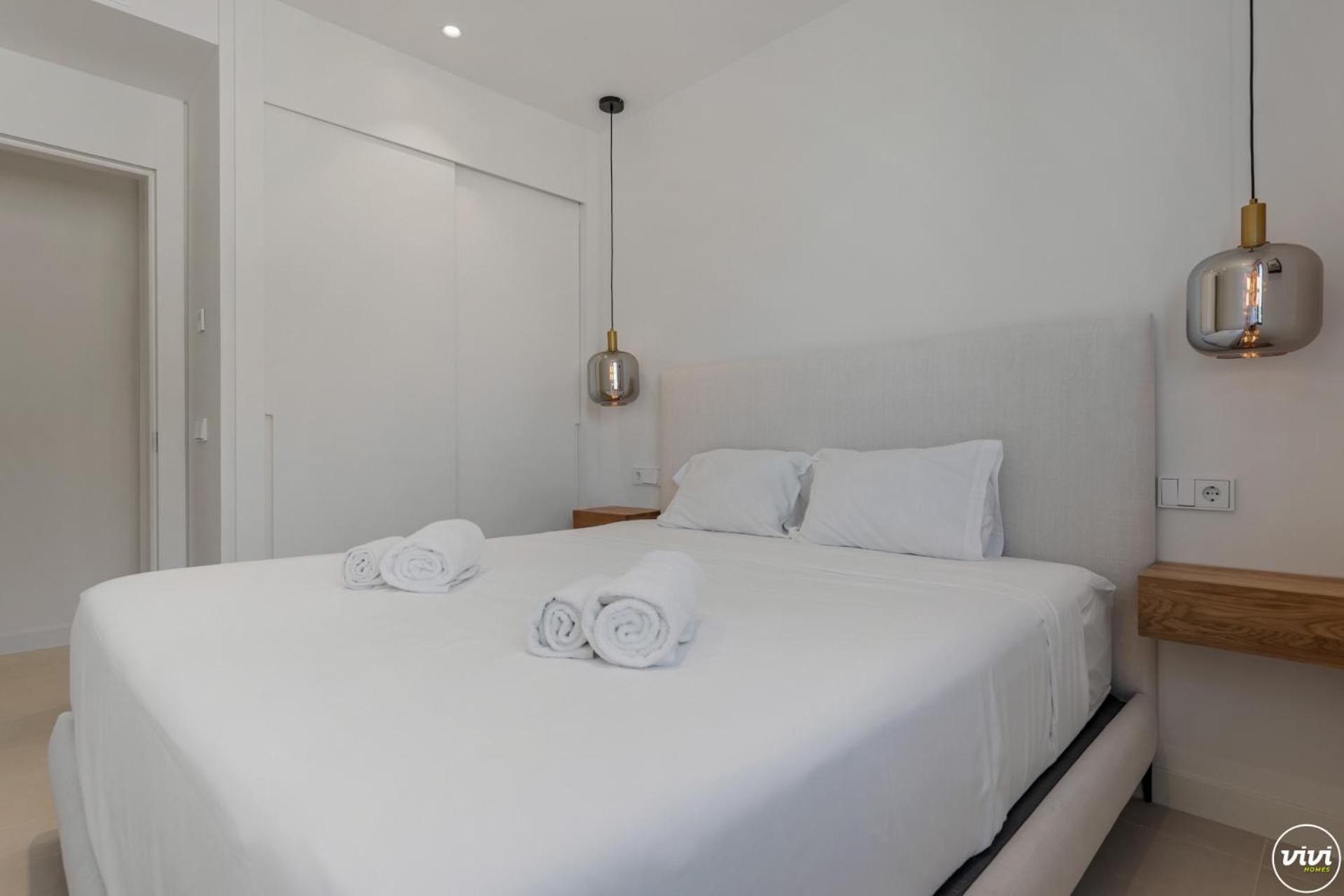 Vivi Homes - Gerrard Jacuzzi, Terrace, Pool & Sea Vew Apartment Fuengirola