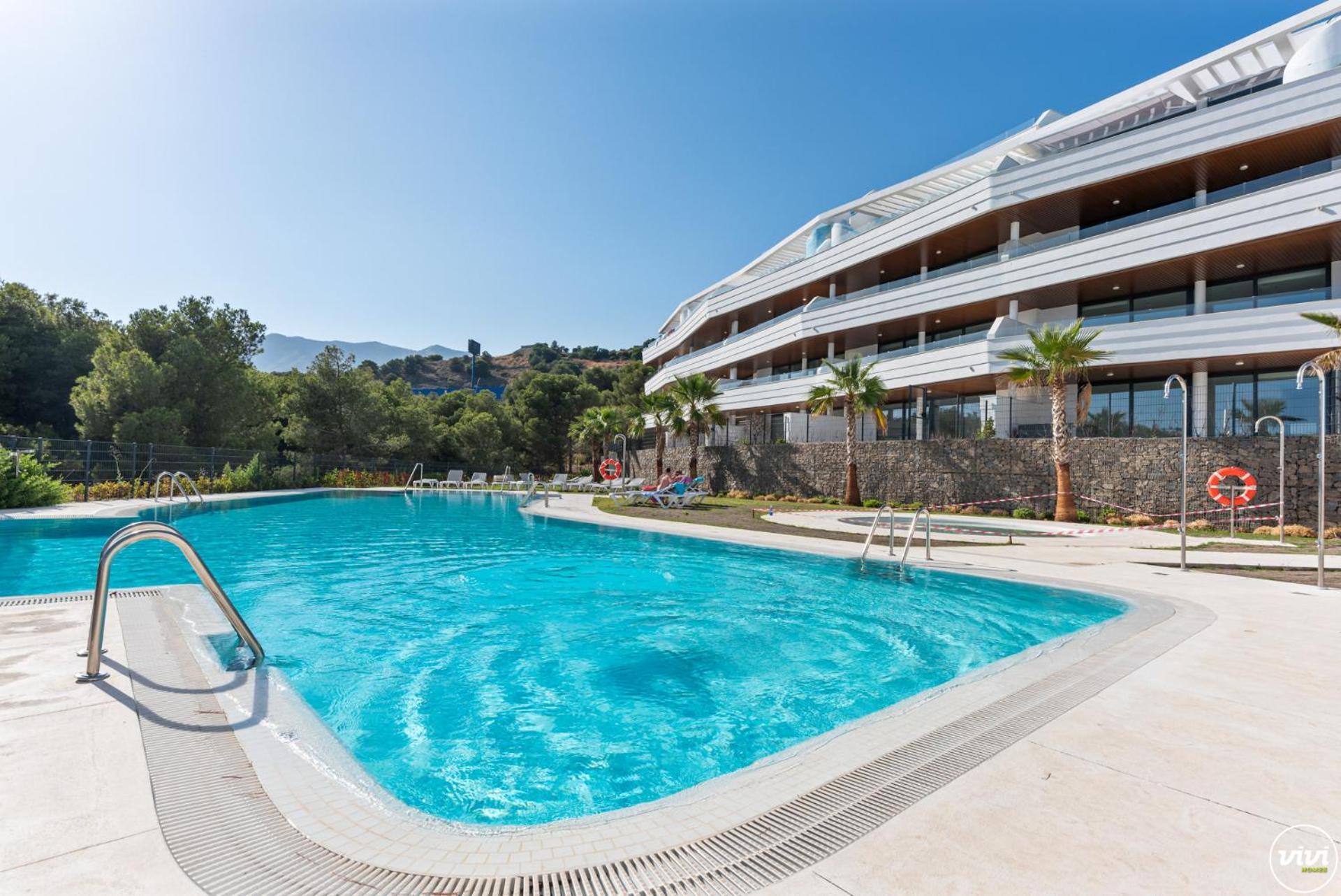 Apartment Vivi Homes - Gerrard Jacuzzi, Terrace, Pool & Sea Vew *