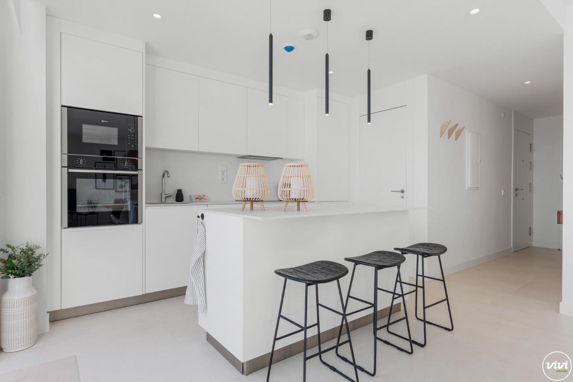 Vivi Homes - Gerrard Jacuzzi, Terrace, Pool & Sea Vew